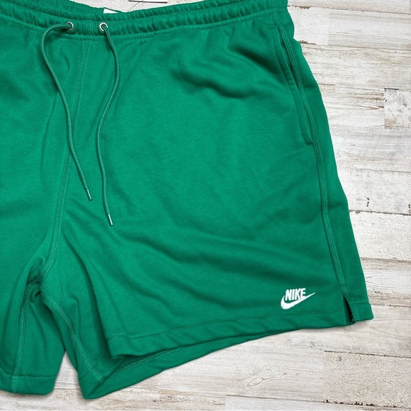Nike Club Fleece Sweat Shorts Spring Green Swoosh Men's Size XL 6” Inseam - Picture 2 of 14